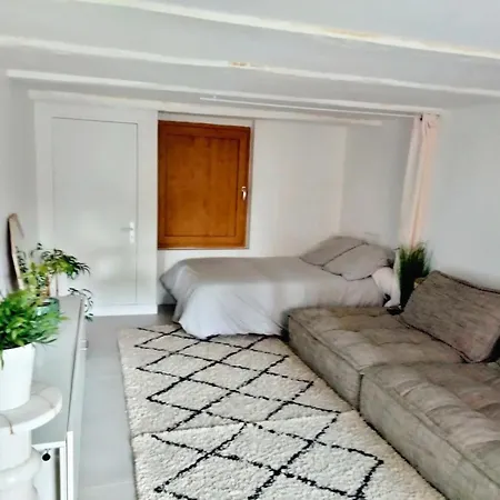 Maison Atypique En Bois 2 Niveaux 7,5km Du Circuit 24h Holiday home