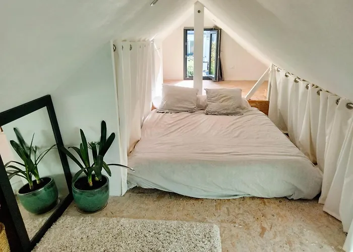 Holiday home Maison Atypique En Bois 2 Niveaux 7,5km Du Circuit 24h *